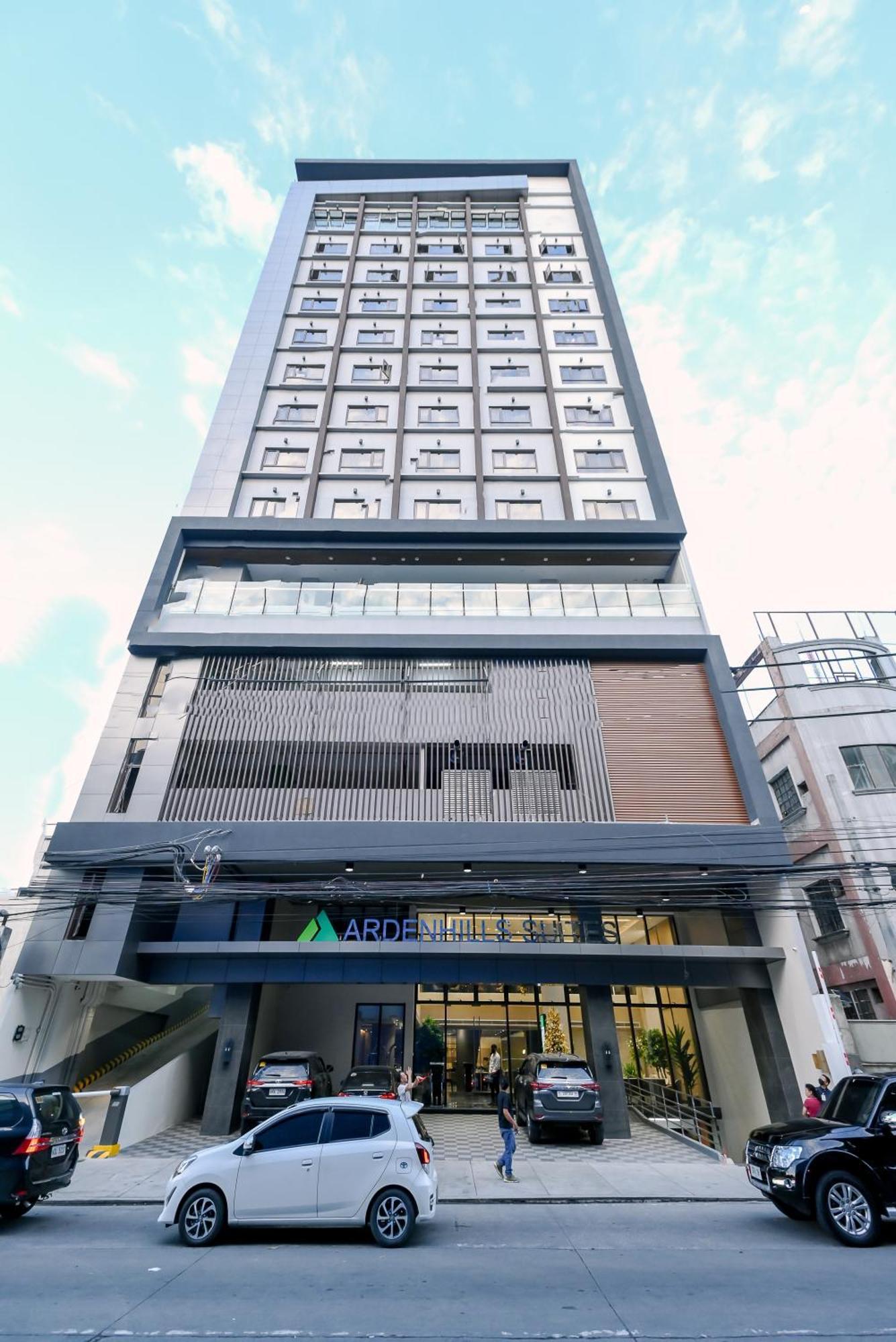 Ardenhills Suites كويزون سيتي المظهر الخارجي الصورة